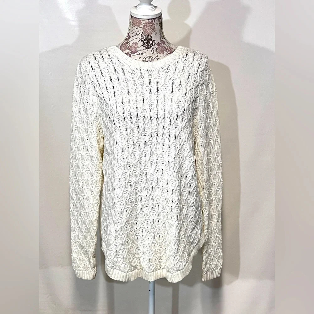 JEANNE PIERRE‎ Ivory cable knit sweater size L.